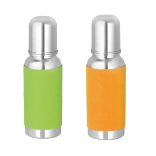 ONE PIECE FEEDING BOTTLE WITH SILICONE GRIP